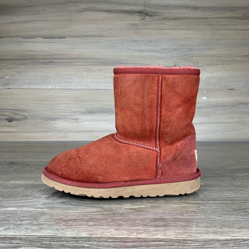 Raspberry/Red/Tan Ugg Australia Classic Short ll Boots Size 3 Girls/Boys/Kids